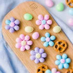 Pastel-Candy-Spring-Flower-Pretzels-Recipe