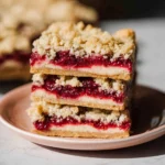 Raspberry-Cheesecake-Crumble-Bars-Recipe